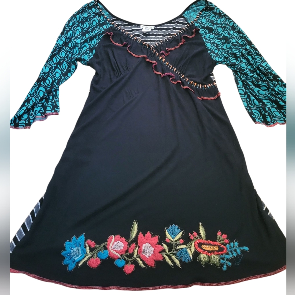 KRISTA LEE Y2K Women's Floral Embroidered Neckline, Size L BEADED MINI DRESS